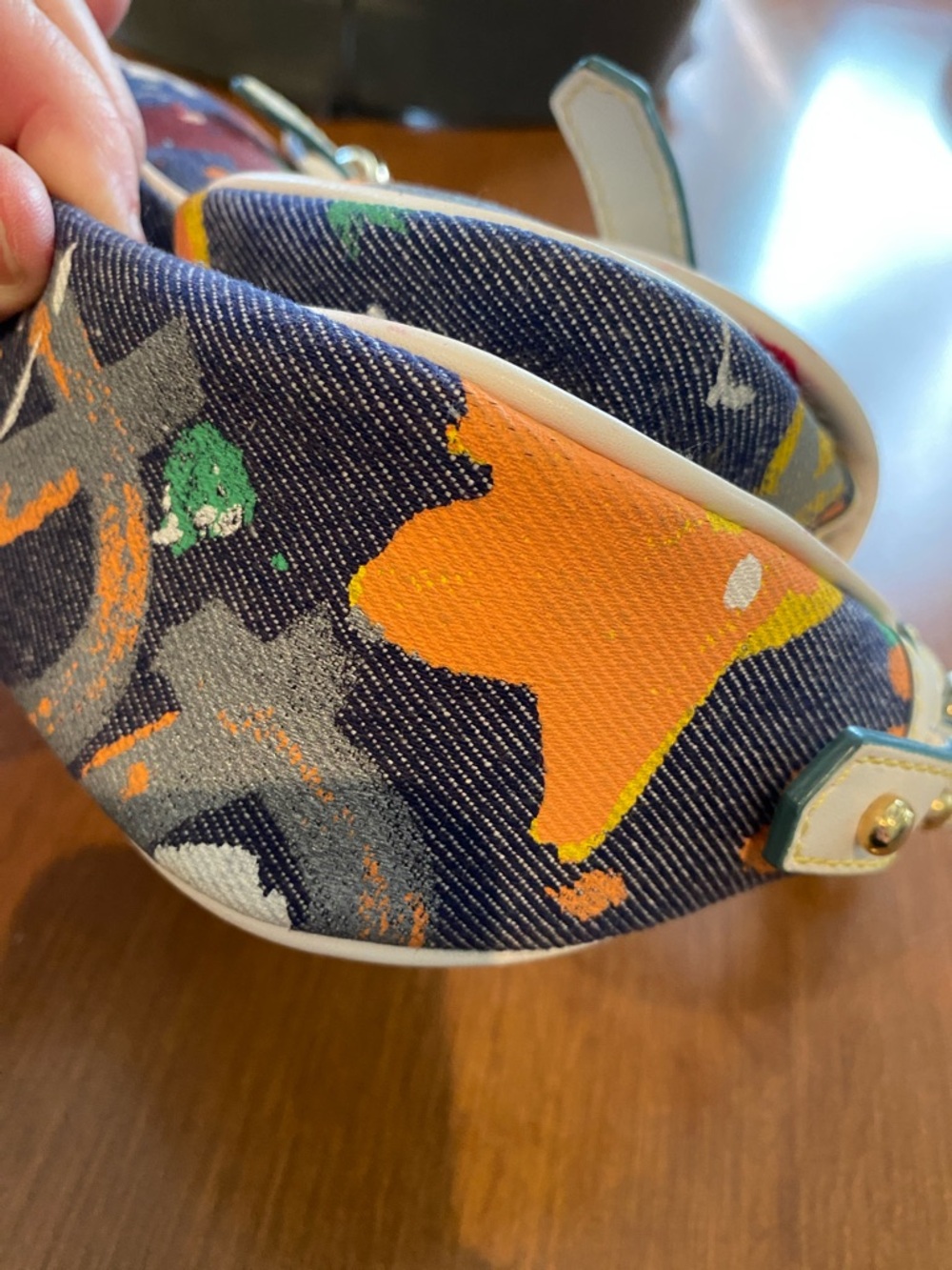 Dooney & Bourke Graffiti Paint Splatter Mini Shoulder Bag Canvas and Leather - Picture 12 of 16